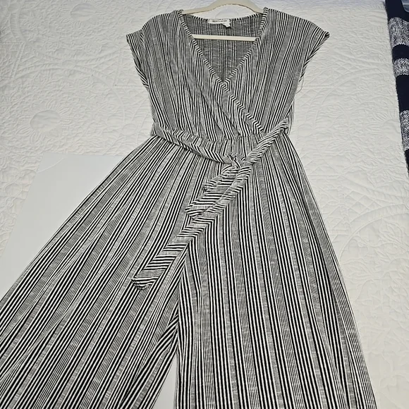 Caution To The Wind Striped Black and White Jumpsuit Medium Belted - Picture 9 of 11